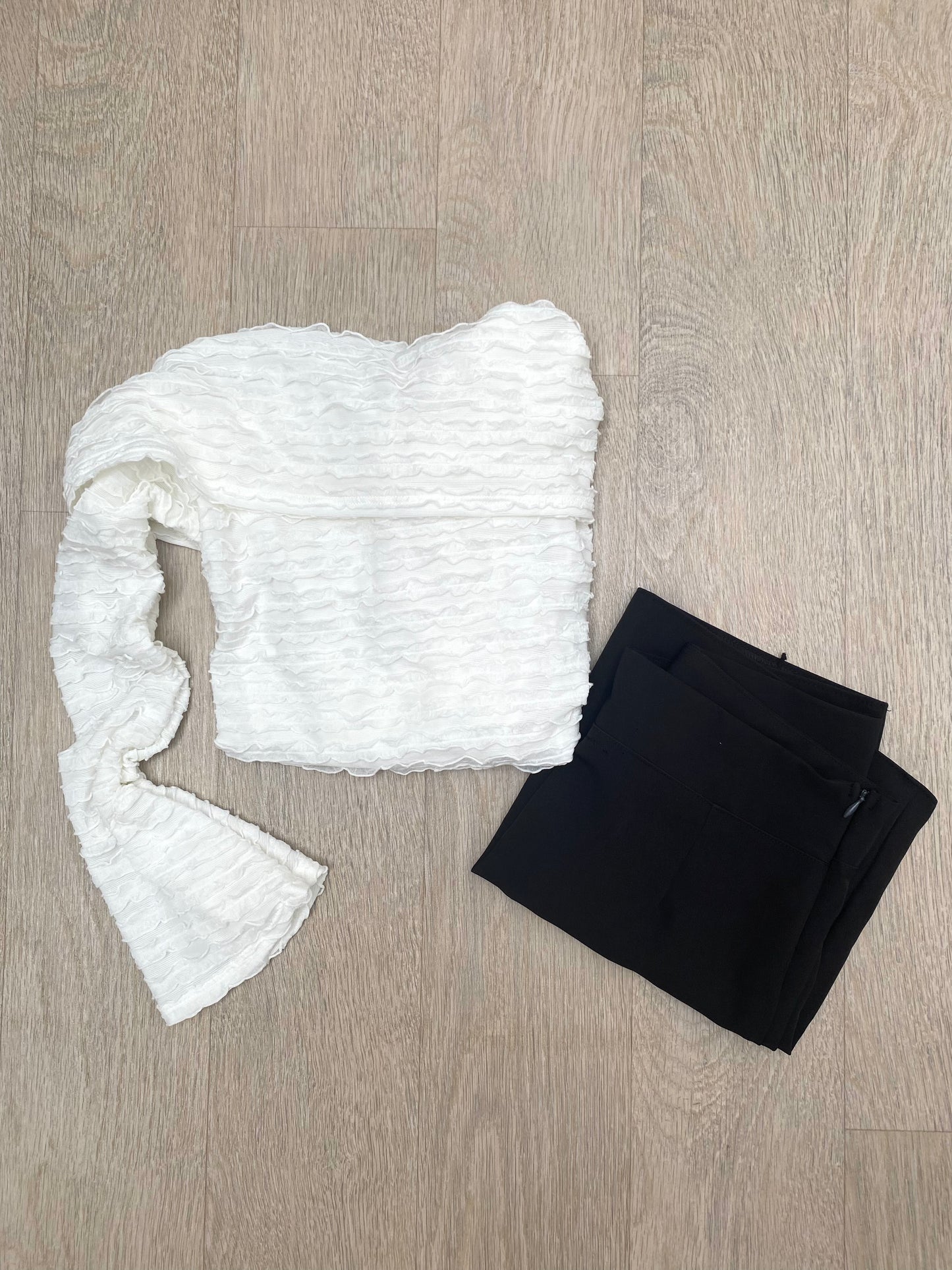 Blusa Isabella + Falda Mini